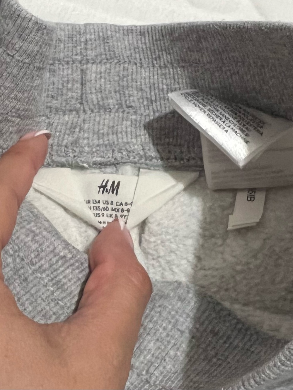 💗 H&M - Kids Gray Fleece Jogger Sweatpants - Picture 5 of 10
